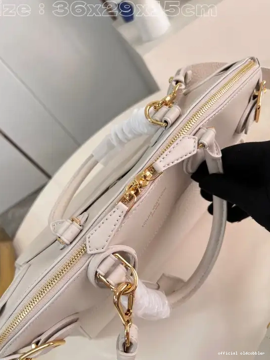 Official oldcobbler LOCK VUITTON MM LOUIS IT 0518